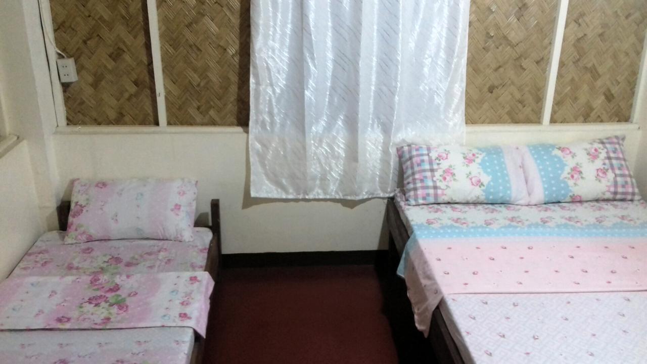 Rb Transient House Hotell Coron Eksteriør bilde